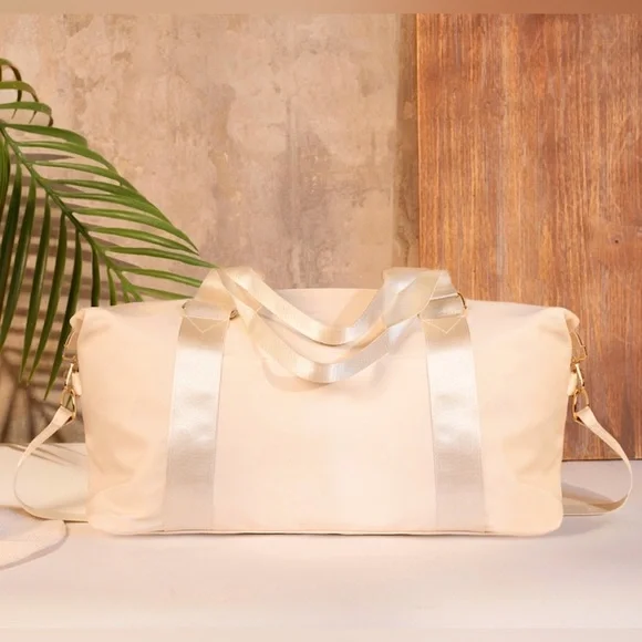 NWT Rachel Zoe X Curateur Amalfi Weekender Crossbody Bag Pearl - Picture 4 of 6